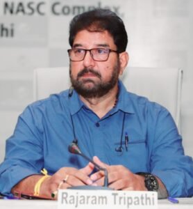 वैश्विक मंच पर बस्तर की आवाज़: रूस यात्रा पर डॉ. त्रिपाठी" 1 IMG 20250606 WA00535