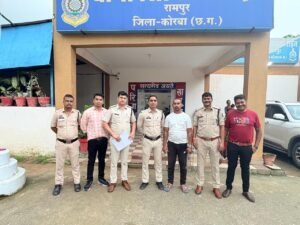 पंचायत सचिव सुषमा खुसरो की हत्या के मामले में आरोपी गिरफ्तार कड़ी पूछताछ के बाद सुषमा के पति को पकड़ा पुलिस ने 1 IMG 20250726 WA0137