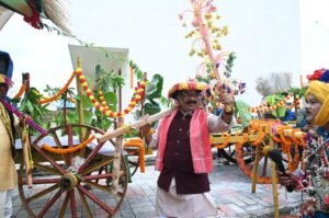 मंत्री के बंगले में मनाया गया पोरा तिहार 3 GzBRv9kboAEuiCH