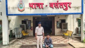 नागपुर से साइबर ठग गिरफ्तार, कंबोडिया-दुबई के फ्रॉड सेंटरों को सप्लाई करता था फर्जी सिम, फर्जी ED अधिकारी बनकर पीड़िता से वीडियो कॉल पर 25 लाख रुपये ठगे 1 IMG 20250829 WA0013