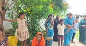 बिलासपुर से दिल दहला देने वाली घटना आई सामने, मंदिर के पुजारी की खून से सनी मिली लाश,पूरे क्षेत्र में फैली सनसनी, देखिए वीडियो 1 Screenshot 20250831 115424 Gallery