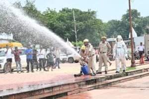 अचानक गूंजनेलगे सायरन, दौड़ने लगी एम्बुलेंस ,देखिए वीडियो 2 IMG 20250926 WA0025