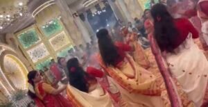 खप्पर नृत्य से वातावरण बना दुर्गा मय, देखिए वीडियो 1 Screenshot 20250927 151026 Gallery