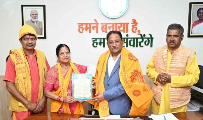 1764520114_5cf2f556d4ee6e00e41a (1)