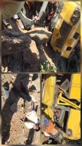 आधा दर्जन लोगों की मौत से दहल गया छत्तीसगढ़ , देखिए बस दुर्घटना के तुरंत बाद की तस्वीर 1 20260119 130425