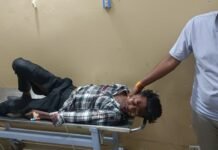 खड़े ट्रैक्टर से टकराकर बाइक सवार की मौत ,सह सवार युवक की हालत नाजुक, देखिए वीडियो