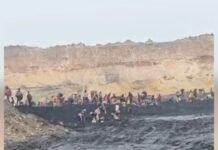 SECL खदान से बड़े पैमाने पर कोयले की चोरी का वीडियो सोशल मीडिया में वायरल, बच्चे सहित ग्रामीणों का समूह रोजाना खदान में घुसकर 100 टन से अधिक कोयला की कर रहे है चोरी, देखिए वीडियो