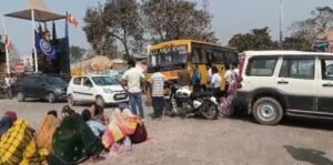 तेज रफ्तार वाहन के टक्कर से शिक्षक की मौत, आक्रोशित परिजनो व ग्रामीणों ने किया चक्काजाम, सड़क पर लगी वाहनों की लंबी कतार, देखिए वीडियो 1 Screenshot 20260213 125415 Gallery