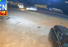 सड़क हादसे में चार लोगों की मौत , रॉन्ग साइड से आए ट्रेलर से टकराई स्कॉर्पियो , देखिए दुर्घटना का एक्सक्लूसिव वीडियो