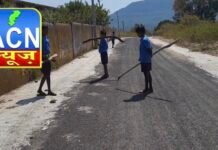 शिक्षा के मंदिर से आई एक तस्वीर ने खोली सिस्टम की पोल, जिन मासूम हाथों में कलम और किताबें होनी चाहिए थीं, उन्हीं नन्हे कंधों पर लकड़ियों का बोझ,देखिए वीडियो