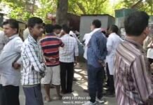 ठेलों पर निगम का चला बुलडोजर , यातायात व्यवस्था और नशा केंद्रों को हटाना उद्देश्य , देखिए वीडियो