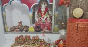 आस्था का ऐसा अद्भुत चमत्कार: जहां जंगल को देवी मानकर लोग पेड़ों को काटना तो दूर, गिरी हुई लकड़ी तक घर नहीं ले जाते, मां अन्नधरी देवी की महिमा से आज भी सुरक्षित है पूरी हरियाली 1 Screenshot 20260324 112452 Gallery 1