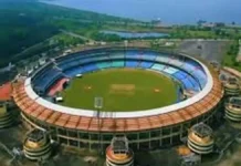 आईपीएल के लिए रायपुर स्टेडियम में नई पिच : प्रीमियम व्यू के लिए बदले जा रहे कांच, 12 अप्रैल के बाद मिलेंगे टिकट