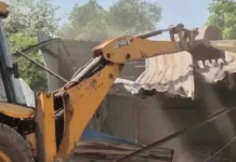 अफीम की खेती मामले में बड़ा एक्शन : आरोपी भाजपा नेता के भाई की अवैध दुकान पर चला बुलडोजर