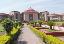 रिटायरमेंट के 12 साल बाद का PF भुगतान : हाईकोर्ट ने माना प्रशासनिक लापरवाही, 8% सालाना ब्याज देने का आदेश