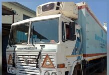 शराब घोटाले पर EOW की बड़ी कार्रवाई,अवैध शराब सप्लाई मामले में 8 वाहन जब्त,सरगांव स्थित भाटिया वाइन डिस्टरली में हुई कार्रवाई