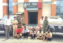 ओडिशा बार्डर पर पकड़े गए बडे़ तस्कर : फॉर्च्यूनर- स्कॉर्पियो कारों में 1 करोड़ का गांजा बरामद, महाराष्ट्र के 5 लोग गिरफ्तार