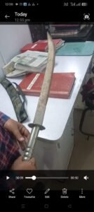 सरेआम धारदार तलवार से केक काटना पड़ा महंगा,पुलिस ने 8 लोगो पर की कार्यवाही,4 युवक जेल दाखिल की कार्यवाही युवतियों की तलाश जारी 6 IMG 20260401 WA0123