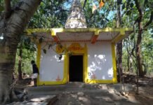 शिव मंदिर से चोरी कर ली शिवलिंग की , शिव भक्तों में आक्रोश व्याप्त
