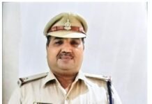 रिपोर्ट के नाम पर पैसे,फिर ‘15 से 20 थप्पड़ की बरसात,रतनपुर थाने में हुई इस घटना का वीडियो सामने आते ही बवाल मचा