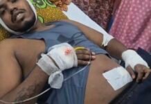 शोभायात्रा में मामूली विवाद पर बहा खून, युवक पर चाकू से ताबड़तोड़ हमला