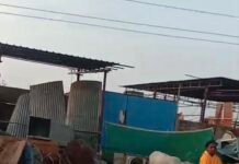 कबाड़ लोड करने वाले एक मजदूर की मौत बिजली की चपेट में आने से हुआ हादसा