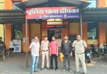 देशी शराब का अवैध परिवहन करने वालो पर की गयी कार्यवाही,57 पौवा रोमियो देशी प्लेन शराब तथा अपराध मे प्रयुक्त मोटरसाइकिल हौंडा साइन जप्त