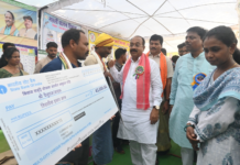 *नारायणपुर को मिली विकास की बड़ी सौगात, उप मुख्यमंत्री श्री अरुण साव ने 12.29 करोड़ रूपए के विकास कार्यों का किया भूमिपूजन और लोकार्पण*