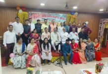कोरबा में गूंजे सदाबहार तराने, ‘सुर-मधुर’ कराओके संगीत संध्या ने बांधा समां