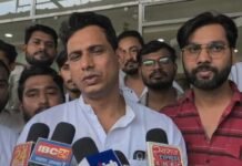 विधायक देवेंद्र यादव का BJP पर हमला, बोले- ‘छत्तीसगढ़ अपराध गढ़ बन रहा’,कटघोरा में युवा कांग्रेस ने किया स्वागत, बेरोजगारी-भ्रष्टाचार पर सड़क पर उतरने का ऐलानदेखिये वीडियो