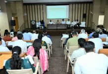 निर्माण कार्यों का हर 15 दिनों में करें निरीक्षण, नागरिक सुविधाओं के काम में न हो लापरवाही : श्रीमती शंगीता आर