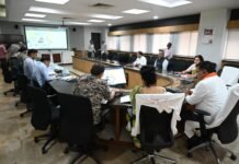 उप मुख्यमंत्री विजय शर्मा ने नक्सल प्रभावित जिलों में विकास और पुनर्वास कार्यों में तेजी लाने के दिए निर्देश,नक्सल प्रकरण वापसी हेतु हर सप्ताह होगी बैठक, शासकीय वकीलों की बनेगी टीम