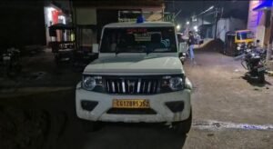 चिमनी भट्ठा बस्ती में बाल विवाह रोकने पहुंची महिला बाल विकास और पुलिस की टीम,15 साल के लड़के और 13 साल की लड़की की शादी रुकवाई गई 2 IMG 20260720 WA0020