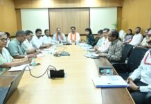 सीसीटीएनएस को और सशक्त बनाने उप मुख्यमंत्री विजय शर्मा ने की उच्चस्तरीय समीक्षा बैठक,स्वास्थ्य मंत्री श्याम बिहारी जायसवाल ने मेडलीपार द्वारा जांच प्रकिया को त्वरित करने दिए निर्देश