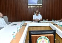 मुख्य सचिव श्री विकासशील की अध्यक्षता में पीपीपीएसी की बैठक सम्पन्न,चित्रकोट जल प्रपात के पास तीरथ गांव में 25 करोड़ रूपए की लागत से बनेगी टेंट सिटी