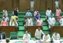 मानसून सत्र में गरमाया सदन : वेदांता हादसा और खाद-बीज संकट पर विपक्ष का जोरदार विरोध, जमकर नारेबाजी