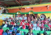गुरुओं की चरण वंदना की विद्यार्थियों ने ,भारत विकास परिषद ने आयोजित किया गुरु वंदन छात्र अभिनंदन कार्यक्रम , देखिए वीडियो