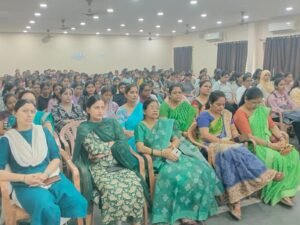श्री अग्रसेन कन्या महाविद्यालय, कोरबा में रिमेडियल क्लासेस का हुआ भव्य शुभारंभ; पीएससी, एसएससी और बैंकिंग परीक्षाओं की मिलेगी नि:शुल्क तैयारी 2 IMG 20260805 WA0017