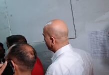 बिलासपुर मे सोशल मिडिया कमेंट पर बवाल, दो पक्षो मे पथराव, पुलिस नें छोड़ी आंसू गैस, टीआई समेत कई हुए घायल, कलेक्टर एसपी विधायक मौके पर