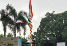 न्यू कोरबा हॉस्पिटल में मरीज के साथ फहराया तिरंगा