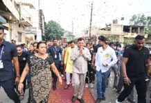 कृष्ण जन्माष्टमी पर उद्योग मंत्री श्री देवांगन ने विभिन्न मंदिरों में किए बाल गोपाल के दर्शन, मथुरा-वृंदावन की तरह सजा सप्तदेव मंदिर, शहरभर में जन्माष्टमी की रही धूम