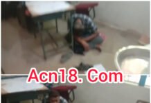 जांजगीर-चांपा के स्कूल में शिक्षक के नशे में होने का वीडियो वायरल!कथित नशे में शिक्षक का वीडियो सामने आते ही मचा हड़कंप, ग्रामीणों ने जांच और कार्रवाई की मांग, शिक्षा विभाग पर उठे सवाल. Video