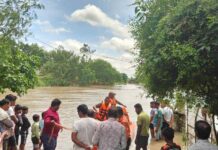 बलौदाबाजार जिला प्रशासन की सतर्कता से बाढ़ प्रभावित 120 लोगों का सफल रेस्क्यू