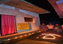 रायपुर : ’सेवा संकल्प अभियान: नारायणपुर में पीएम आवासों पर जले दीप’