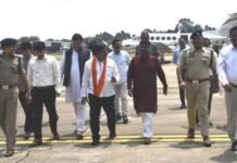 उप मुख्यमंत्री श्री विजय शर्मा और वन मंत्री श्री केदार कश्यप का जगदलपुर आगमन .मां दन्तेश्वरी एयरपोर्ट पर हुआ स्वागत