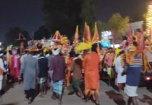 देर रात अदा की गई भीतर रैनी की रस्म, आदिवासियों द्वारा राजमहल से रथ चुराने की निभाई गयी अनोखी पंरपरा