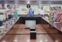लोकभवन में सतर्कता जागरूकता सप्ताह का शुभारंभ,अधिकारियों और कर्मचारियों ने ली ईमानदारी और पारदर्शिता की शपथ